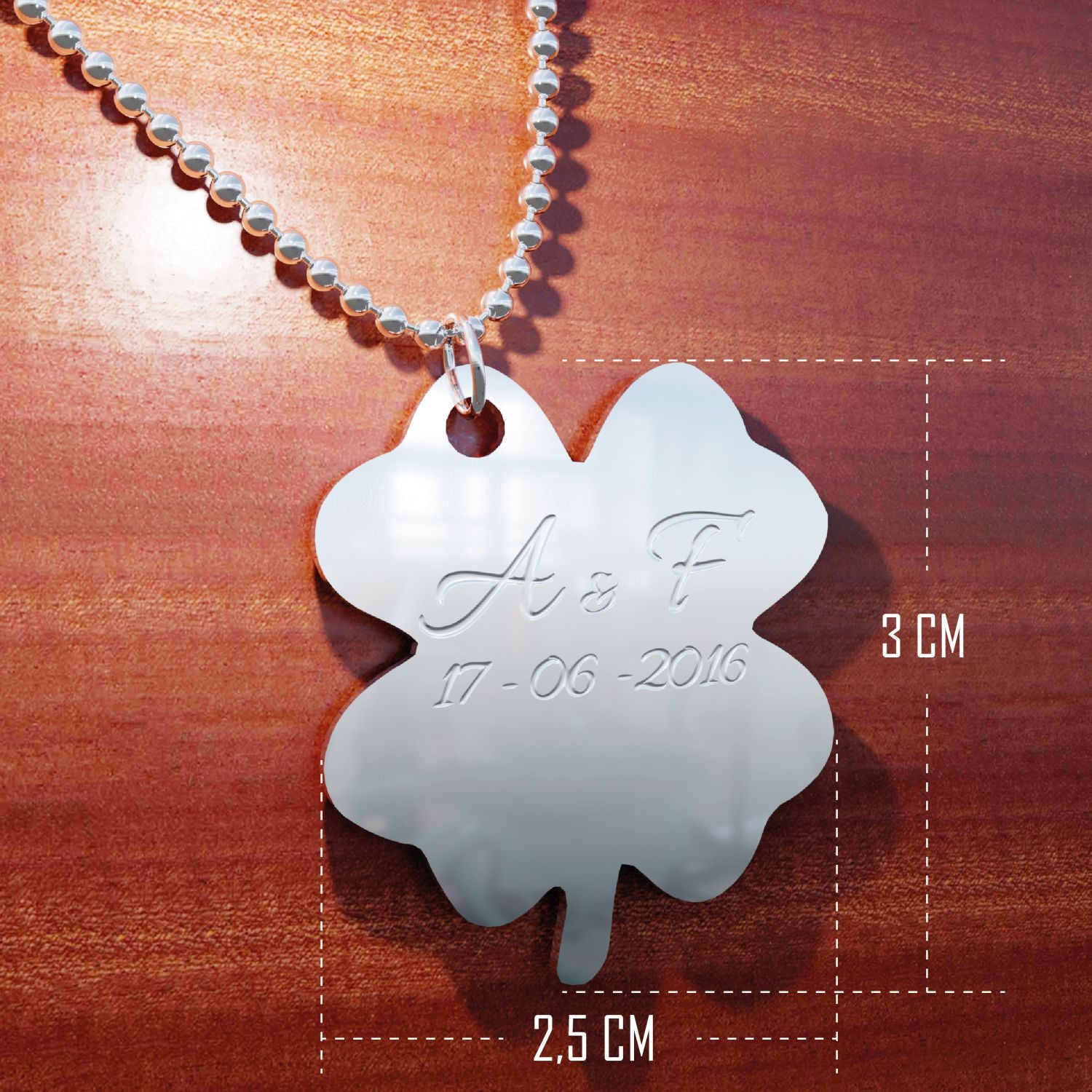 Collana personalizzata con nome , iniziali - collana personalizzabile incisione laser , iniziali , nome - ideale per regalo , san Valentino , festa della mamma - 100% made in italy