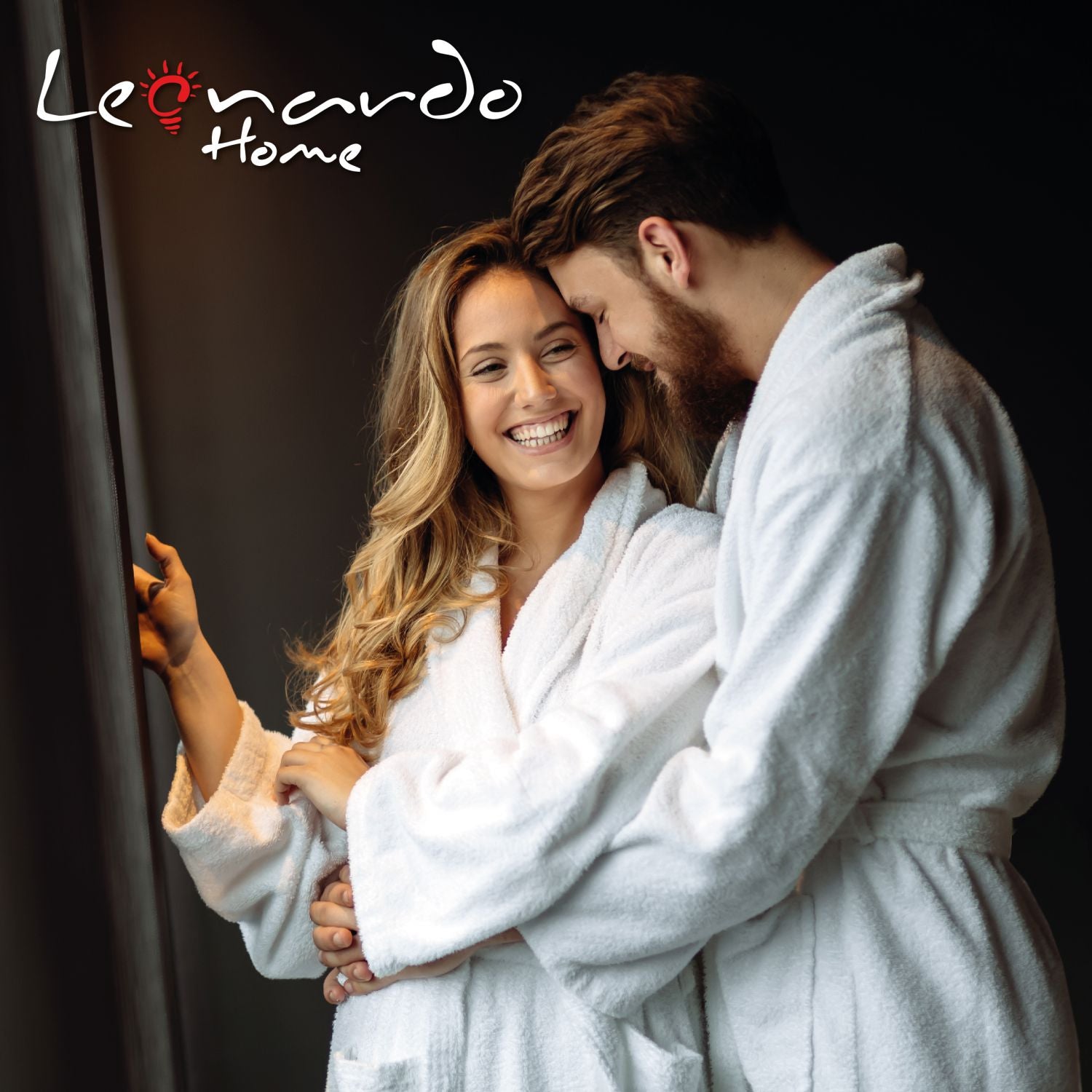 Accappatoio personalizzato ricamato uomo donna 100% cotone - accappatoio con Cappuccio in morbida spugna 100% cotone.