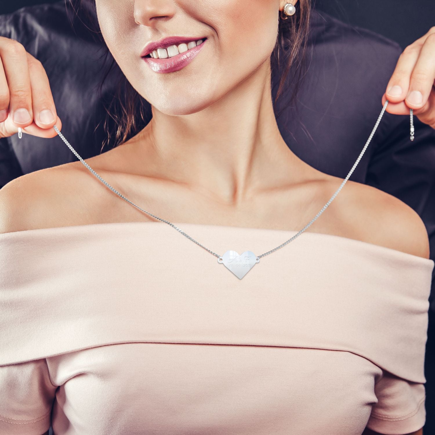 Collana personalizzata con nome , iniziali - collana personalizzabile incisione laser , iniziali , nome - ideale per regalo , san Valentino , festa della mamma - 100% made in italy